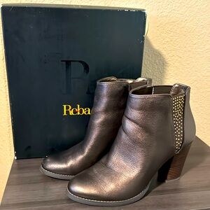 Short Boots - REBA size 9M